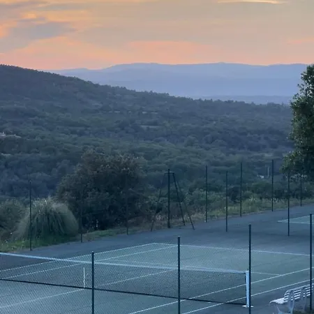 - Domaine Du Golf *
