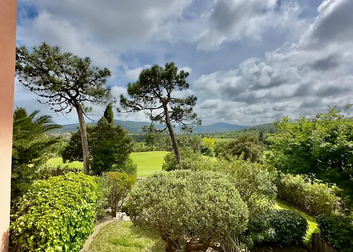 - Domaine Du Golf Roquebrune-sur-Argens